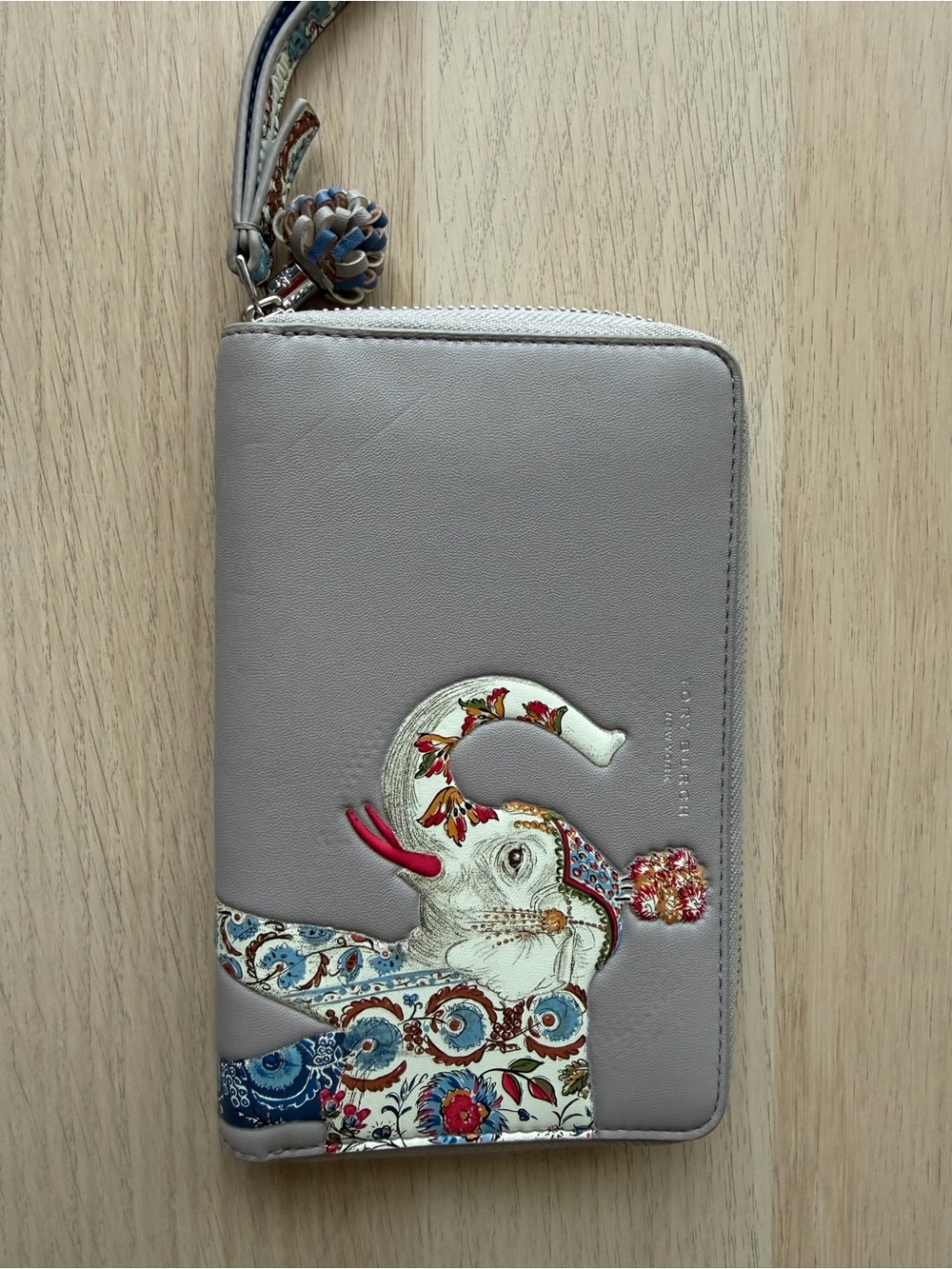 Tory Burch Limited Edition Elephant Zip Wallet Wristlet Leather French Gray 2017 - Picture 6 of 16